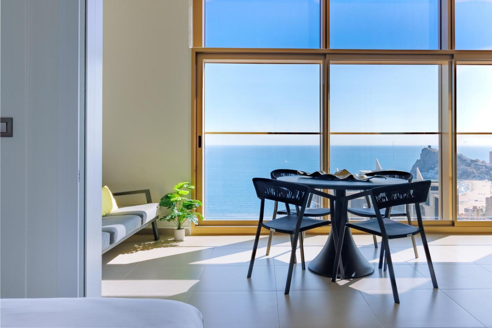 Intempo By Holuxe - 216 - 21St Floor Apartman Benidorm Kültér fotó