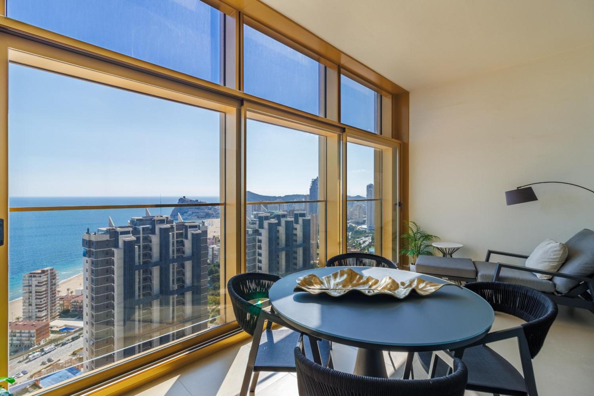 Intempo By Holuxe - 216 - 21St Floor Apartman Benidorm Kültér fotó